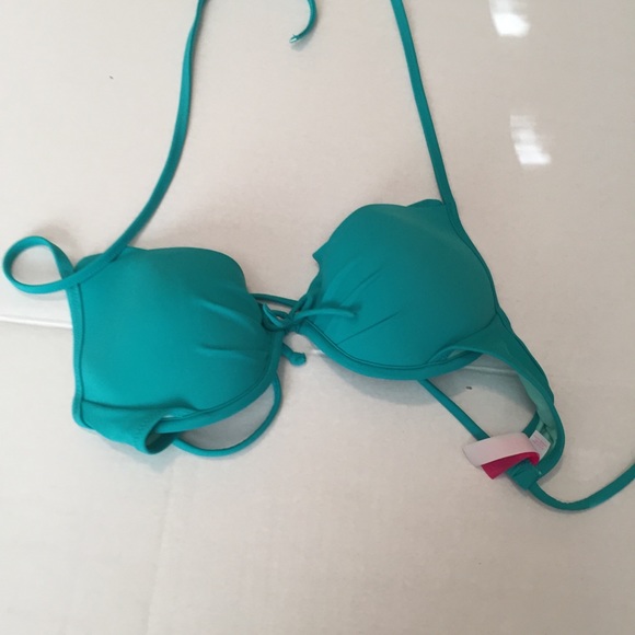 Victoria's Secret Other - Victoria’s Secret bikini bathing suit top 32B DD
